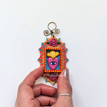 Nicho Shrine Ornament - Loving Eye