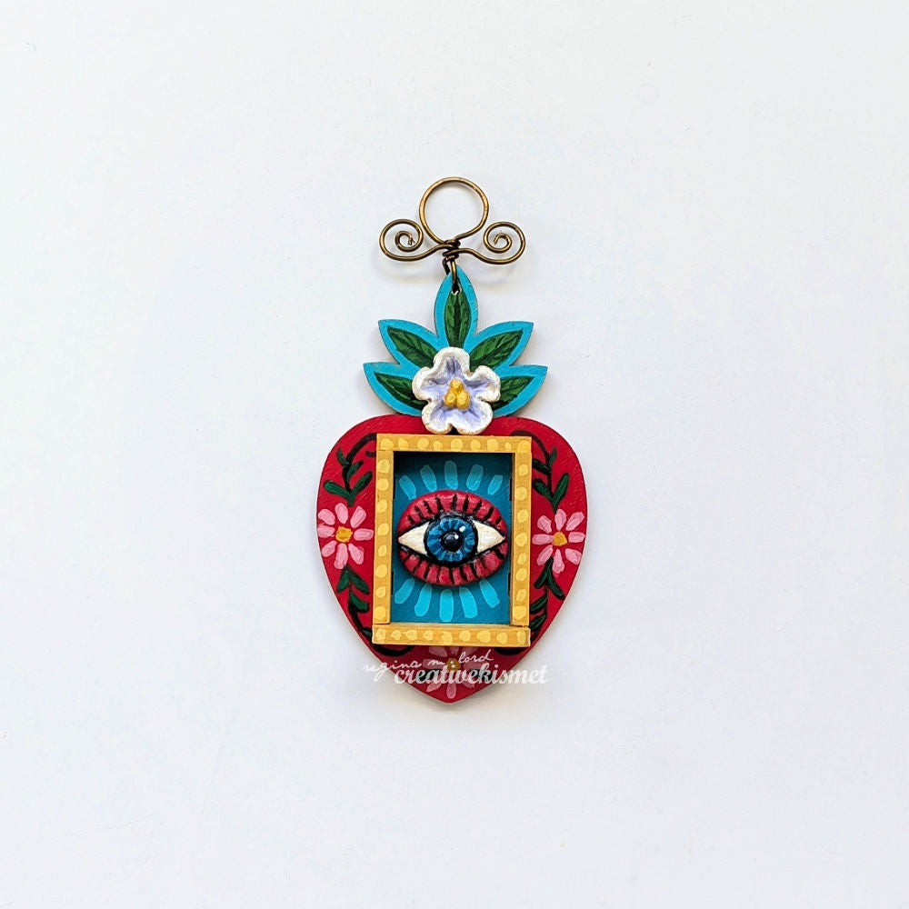 Nicho Shrine Ornament - Knowing Heart